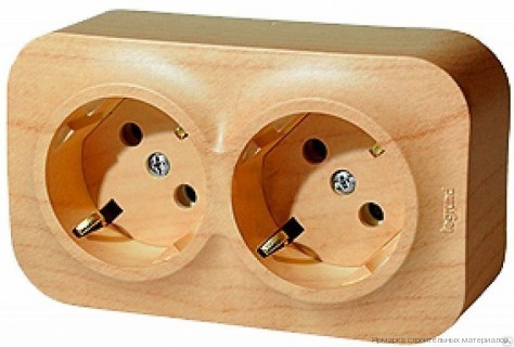 Розетка двойная 2Х2К+З с шторкой Дерево Legrand Quteo 782283 Розетка двойная 2Х2К+З с шторкой Дерево Legrand Quteo 782283