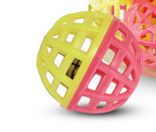 Игрушка Triol 3825 для кошек "Мяч-погремушка", желто-розовый, d40мм 		